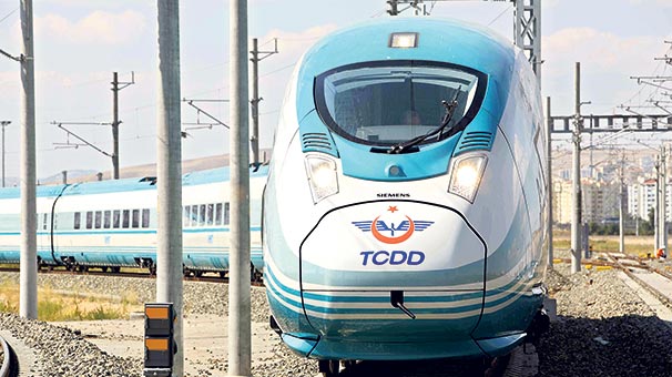 TCDD açıklaması,Hızlı tren,Ankara-İstanbul hattına ek yüksek hızlı tren seferleri koydu..